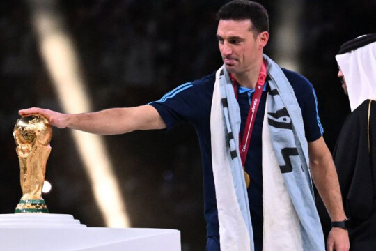 Messi‍‍`s jersey will be ready if decides to play at next World Cup: Scaloni