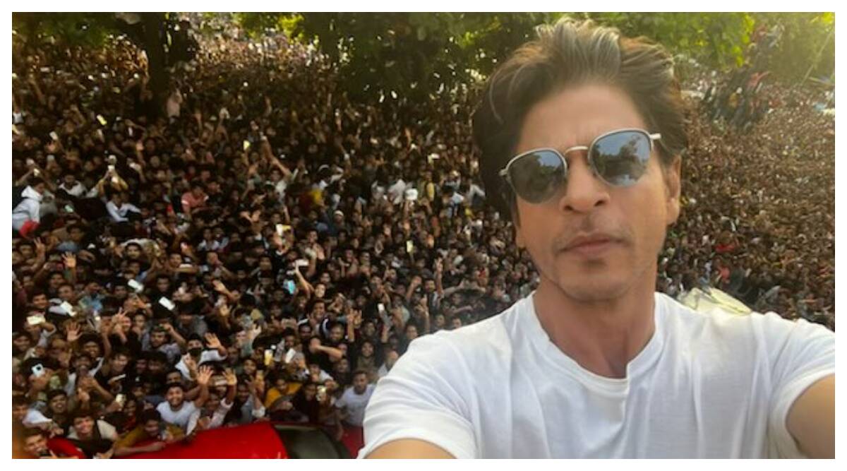 SRK posts selfie from Mannat with sea of fans on his 57th birthday
