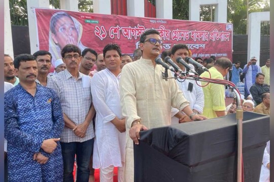 BNP, Jamaat still talk of humanity, wonders Khalid Mahmud