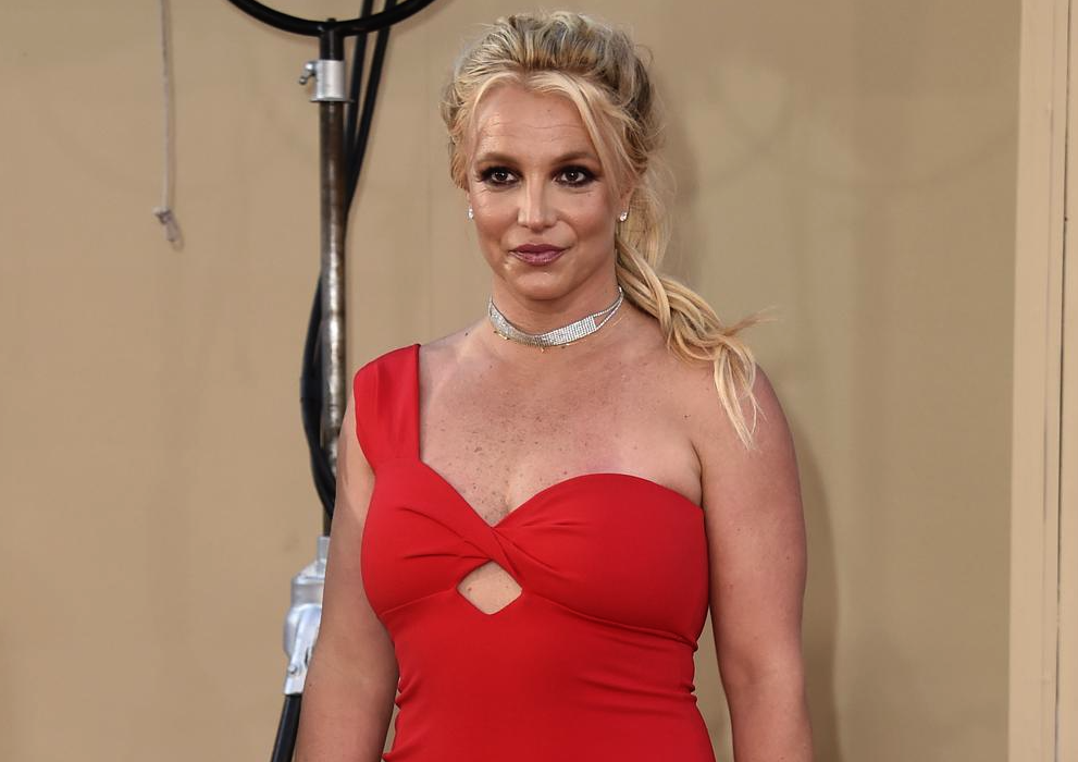 Britney Spears under investigation over battery of staff