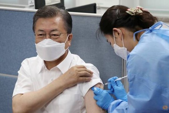 Moon gets AstraZeneca shot as South Korea expands COVID-19 vaccine drive