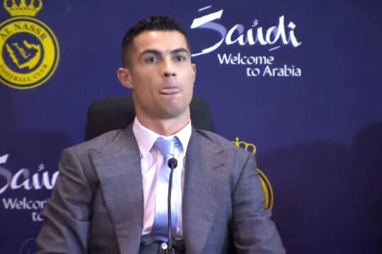 Cristiano Ronaldo thinks he‍‍`s playing in South Africa, not in Saudi Arabia!