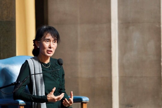 Myanmar court postpones hearing in Suu Kyi's trial