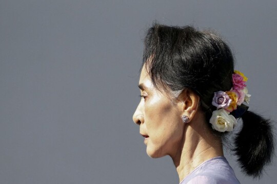 Suu Kyi now faces bribery charge