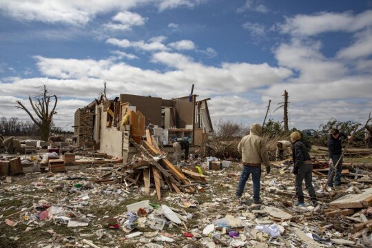 US tornado death toll rises to 22