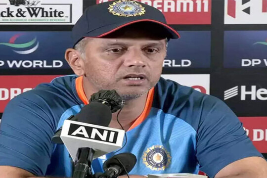 Kohli is vital for India, don‍‍`t get obsessed with stats: Dravid