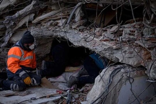 Rescuers pull man from rubble, 12 days after earthquake