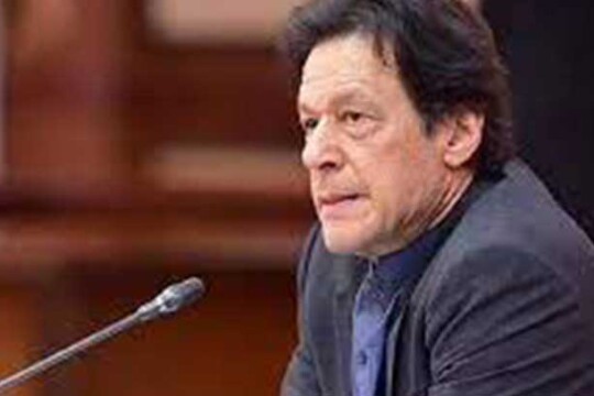 Pakistan bans live broadcast of Imran Khan‍‍`s speech