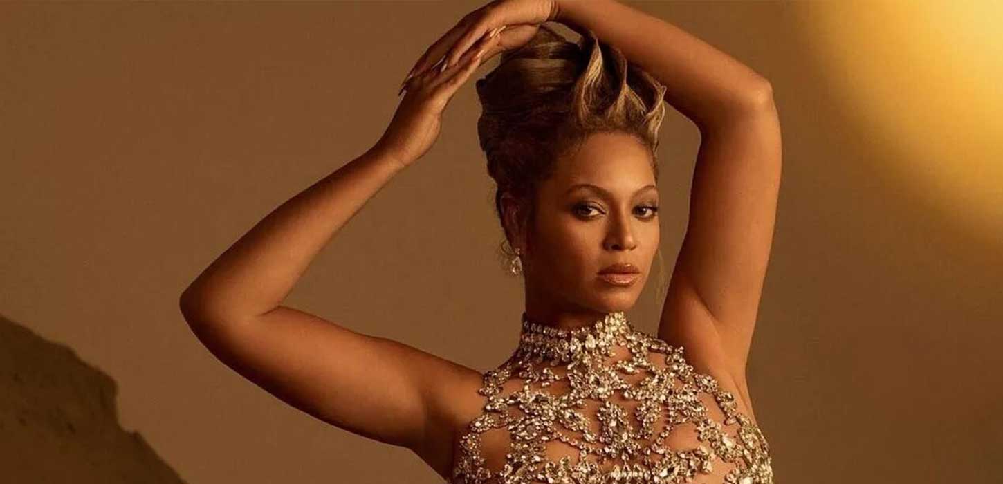Beyonce tops US songs chart for first time in over a decade