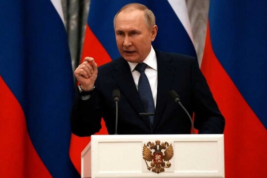 Putin defends 'noble' war amid allegations of chemical weapons use