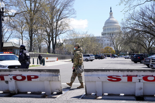 Police officer dies after car rams US Capitol complex