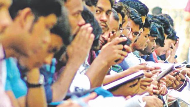 16 govt job exams on same day, job seekers call it farce