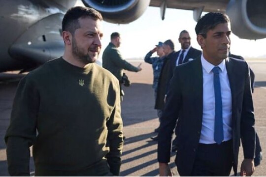 Ukraine leader targets ‍‍`jets coalition‍‍` on UK visit